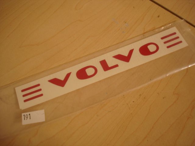 Decal , VOLVO , early hub cap , red
